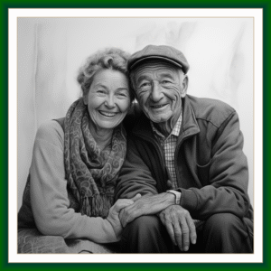 Pintura | Desenho | Retrato pintado a carvão ou lápis de um homem e uma mulher sorrindo